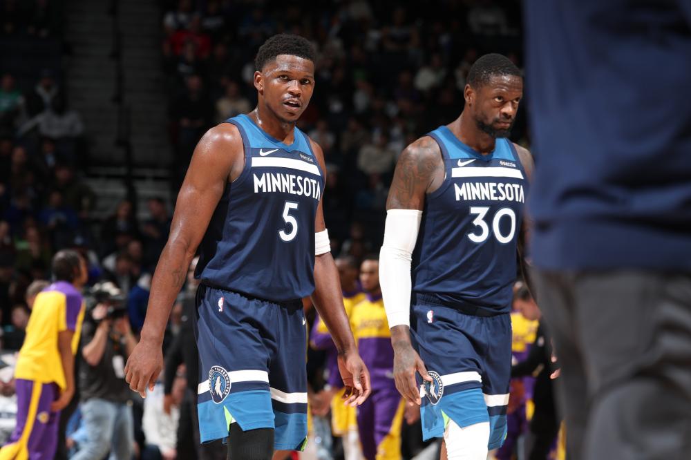 并确保球员 并确保球员