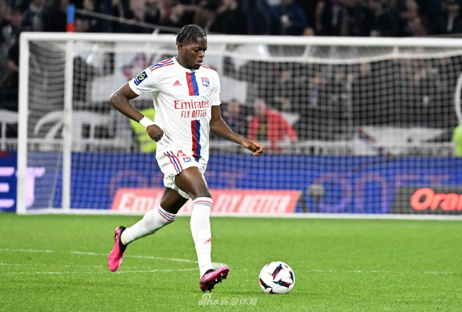 同名球员的 同名球员的