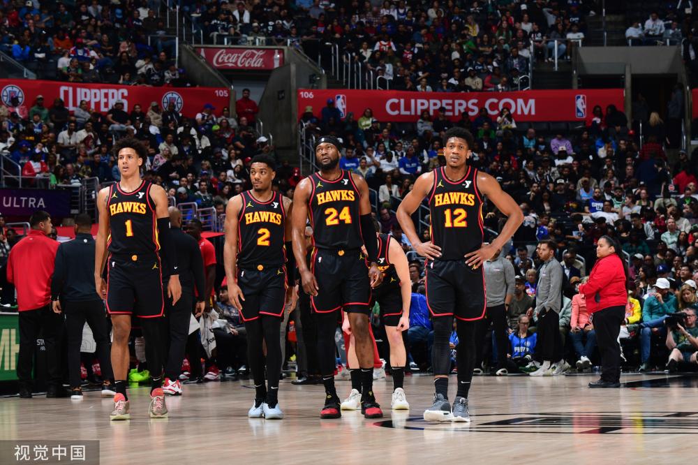 在篮板球上 在篮板球上